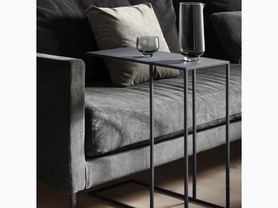 15.75" x 22" Sleek Black Metal Side Table