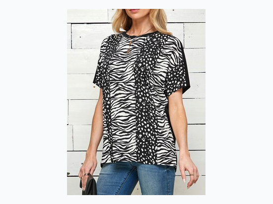 PLUS SIZE MULTI BLOCK ANIMAL PRINT KNIT TOP