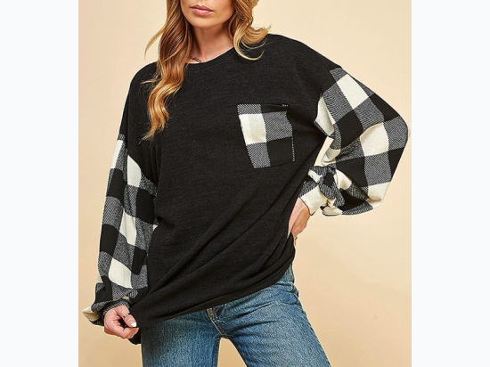 Women's Plaid Sleeve Contrast Knit Pullover - Black/White