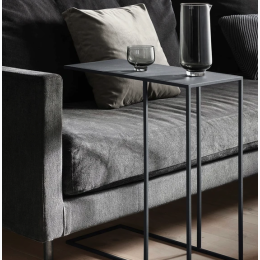 15.75" x 22" Sleek Black Metal Side Table