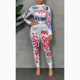 Junior's Graffiti Print Top & Jogger Set in White