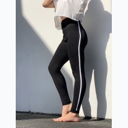Women's Athletic Side Stripe Fleece Lined Legging in Black - SIZE MEDIUM