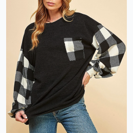 Women's Plaid Sleeve Contrast Knit Pullover - Black/White