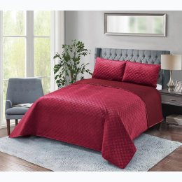 Moroccan Burgundy Micromink Quilt Set - Queen